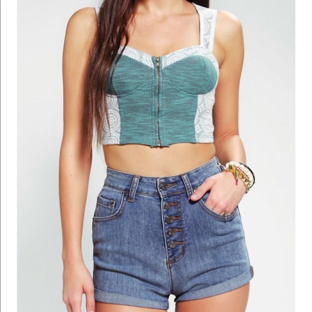 Pins and Needles Sweetheart Lace Cropped Top Small